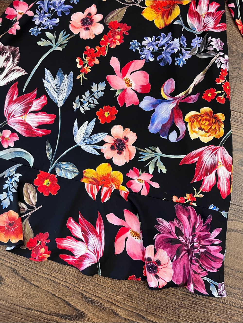 J.Crew Tie-Neck Midi Dress in Midnight Dutch Floral - Size 10 - Picture 7 of 7